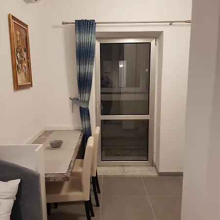 Lux In 2 Διαμέρισμα *