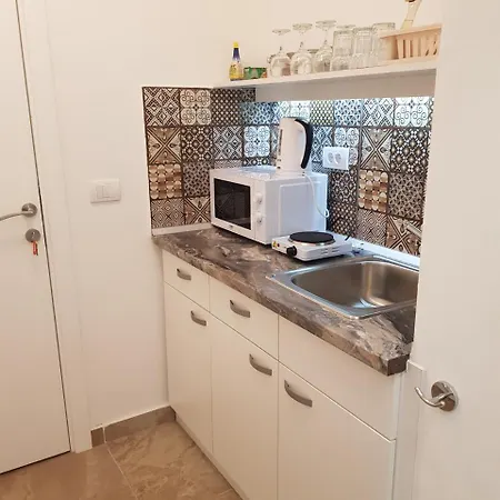Lux In 2 Belgrade