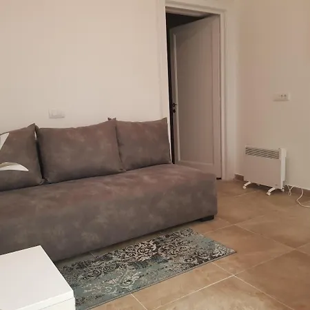Lux In 2 *