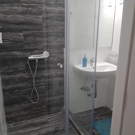 Apartment Lux In 2 *